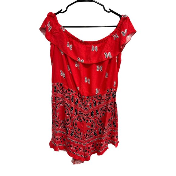 Venus Red Paisley Print Off Shoulder Baby Doll Romper Size M - Picture 2 of 10